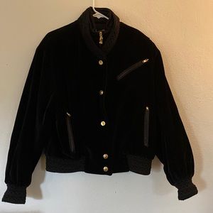 Beautiful vintage Skea Jacket excellent condition size 6